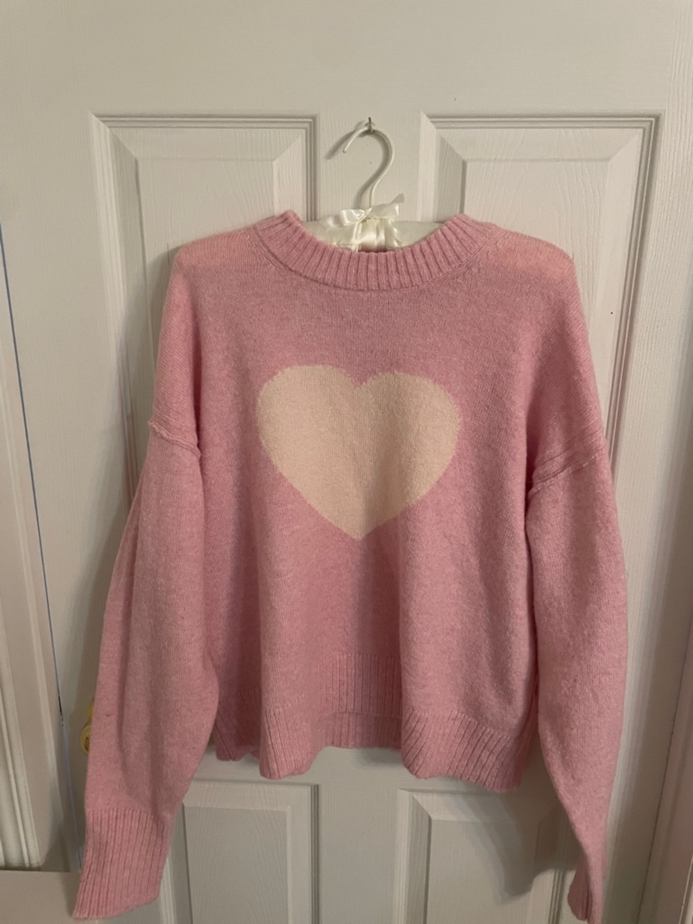 🌸 AMERICAN EAGLE Pink Heart Sweater Size M - Picture 3 of 5